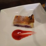 櫻井酒店 - ブルーベリーのチーズケーキ