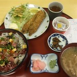 居酒屋 多満利屋 - ♪多満利根昼定食(日替り)¥650
            (海鮮ばらちらし寿司&いわしフライ)