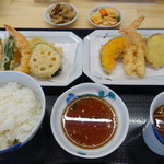 Hakata Tempura Semmon Tenohirugohan - 大盛天ぷら定食