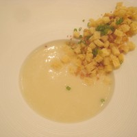 レザンファン ギャテ - パルメザンチーズとホワイトアスパラのポタージュ
