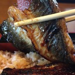 うなぎ かわかみ - あーん❤️
                                
                                めくりたいじゃないですかーーーやっぱり^^
                                
                                Ｔーバックとかなんかわざとらしいのよりフルバックのデカイのが好き。
                                
                                
                                
                                
                                あーそんな話じゃなくてうなぎ！
                                
                                皮目もいい感じ^^;
                                
                                
                                
                                