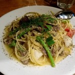 立飲・ビストロシン サンテ - 牛すじ煮カチョペペ