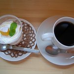 cafe＊waka - 黄桃のケーキ