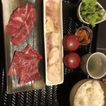 牛肉本舗　くろ - 