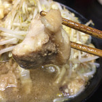 自家製太麺 ドカ盛 マッチョ - 焼豚あっぷ٩( 'ω、' )و