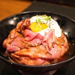 Red Rock - ☆ローストビーフ丼（並）850円