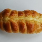 パネッテ - ソーセージパン　税込105円（2018.05.15）