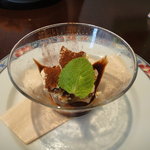 アヴァン プティ・ジョア - 本日のデザートセット（パンナコッタ）