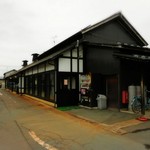 横丁とうふ店 最上川千本だんご - 外観