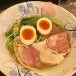 特製のトッピングを乗せてみた