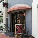 シャルマン - お店の外観。