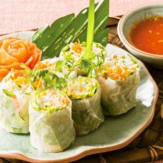 爽やかなスパイスと彩り鮮やかな本格タイ料理を存分に堪能！