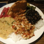 スパイスカフェ - スリランカカレー７種の具