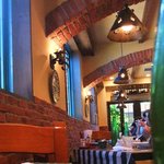 マルデナポリ - 開放的な雰囲気です