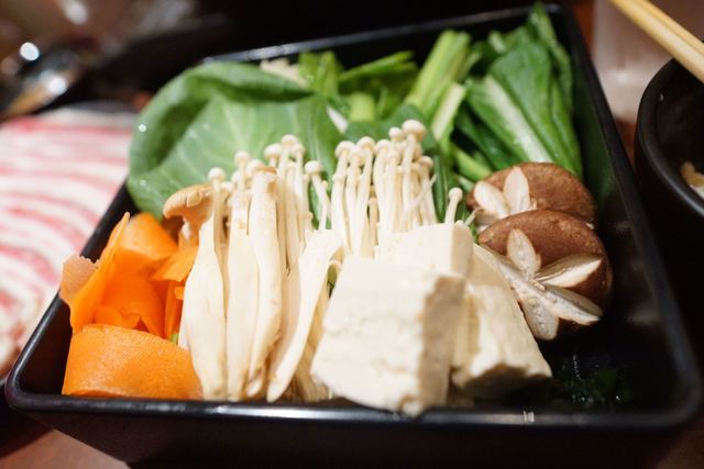 ダイニングしゃぶしゃぶ 仁 すすきの店 資生館小学校前 しゃぶしゃぶ 食べログ