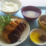 中野坂上 ハーモニータワー けやきガーデン - 和風味噌カツ定食500円＋小鉢80円