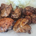 地鶏食堂 - 料理写真:タレはご飯がすすむお味で美味しいです♪