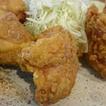 からあげ専門店 とりっこ - 大きな唐揚げが5個も。