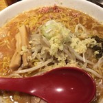 麺屋 翔 - いつもの翔のらーめんとは何からなにまで違うみそらーめん。