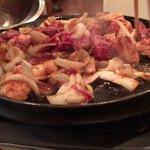 ホルモン天国 - ごちゃまぜ焼き一人前