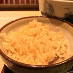 味奈登庵 - #食べログ的に撮るとこうなる。  
      さすがは味奈登庵。
      そばも大盛りならば揚げ玉も大盛り♡  
      これぞ良心！
