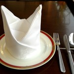 カーン・ケバブ・ビリヤニ - テーブルセット