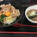 ごはんどき - (料理)そば助の最強豚丼＋ミニ塩かけそば(冷)