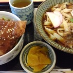 和風レストラン　ふくしま - で、本日のきしめんと味噌カツ丼