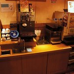 グラッチェガーデンズ - 飲み物はドリンクバー。