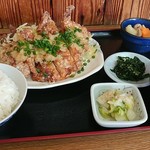 母の屋 - チキンのたつた揚げ定食