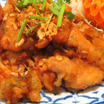 Garlic fried chicken “Gai Toad Gatiam”