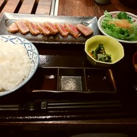 山形山　月島店 - 