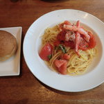 trattoria  quattro - ずわい蟹とトマトの冷製パスタ（＋400円）