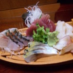 漁師の居酒屋　海王丸 - 刺身盛り合わせ１０００円、たっぷり入ってボリュームあり！