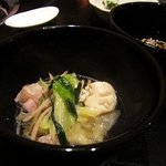 博多もつ鍋 やま中 - 牛もつ鍋　しゃぶしゃぶ風