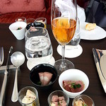 カフェアロンジ - 紅茶とオードブル