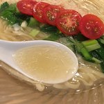 饗 くろ喜 - 毛蟹甲羅と羅臼昆布のスープ