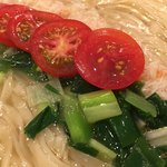 饗 くろ喜 - ミディトマト、九条ネギのお浸し
