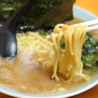 四号家 - 料理写真:ラーメン