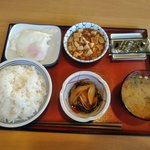 盛岡月が丘食堂 - 朝食セット（４００円）
