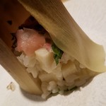 ファリナモーレ - ◆筍のクリームリゾット broil した筍の皮の包みを外すと "ふわっ" と広がる筍の香り！筍の食感・香りと香草の程よい香・生ハムの塩味がもう～絶品！