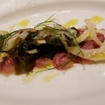 ファリナモーレ - ◆地魚とワカメのマリネ 地魚(イサキ)・ワカメ・セロリ・岡ひじき を 酢・塩・オリーブオイル・ワインに香味野菜で纏めた逸品でした！