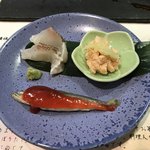 真鯛の刺身、卵、梅肉ソースの稚鮎。
          美味し。