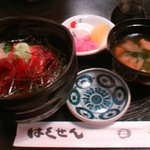はくせん - まぐろ切り落とし丼