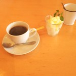ムッシュの店 - デザートとコーヒー