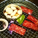 焼肉あじよし - 上ロースとにんにく