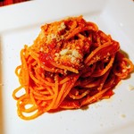 トラットリア ダイ パエサーニ - 豚バラとチーズのトマトソース