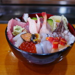 地物海鮮能登丼