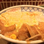 味奈登庵 - #食べログ的に撮るとこうなる。
      蕎麦屋さんのかつ丼って、イイよね