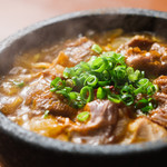 Stewed offal in stone pot